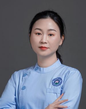 龚犁玲 