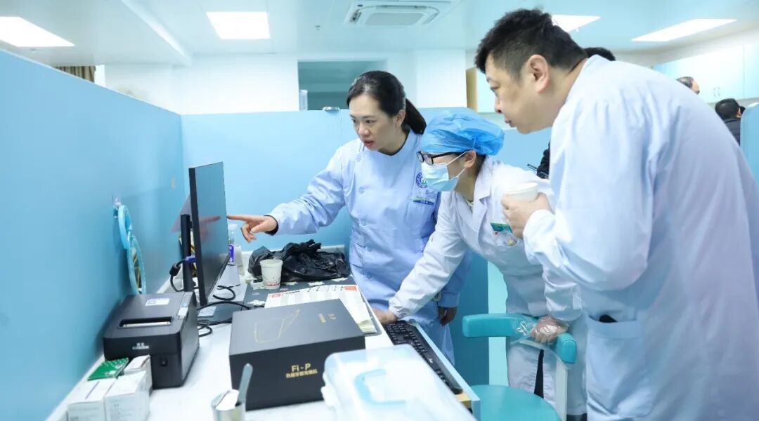 桂林市口腔医院专家团队下沉联盟成员单位，助力基层诊疗技术提升